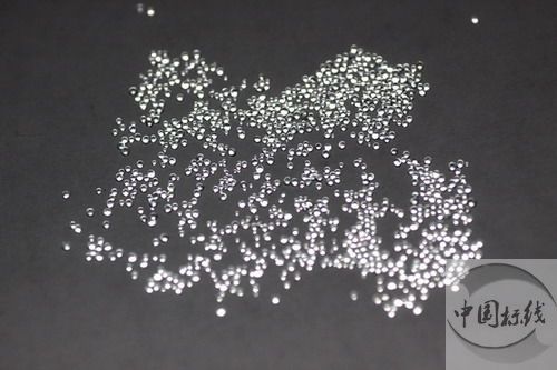 梅县金属表面处理厂喷砂玻璃微珠清理